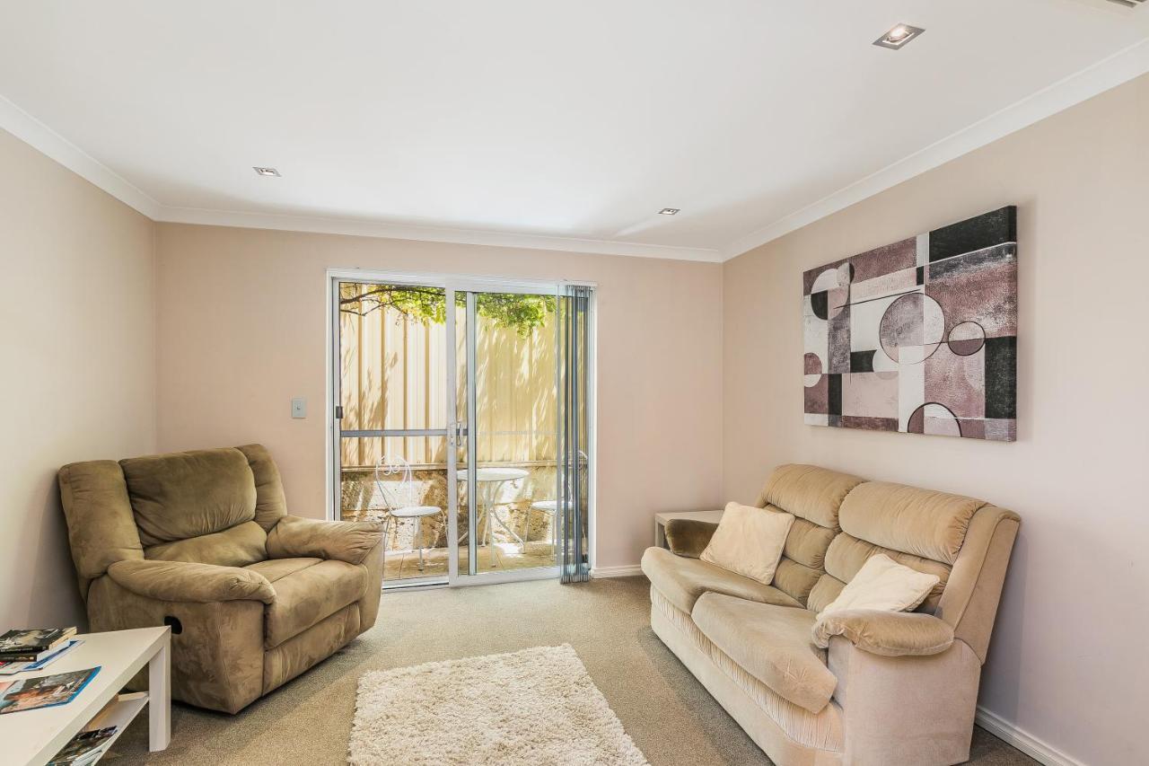 Ocean Keys Cottage - Free Wifi Mindarie Esterno foto